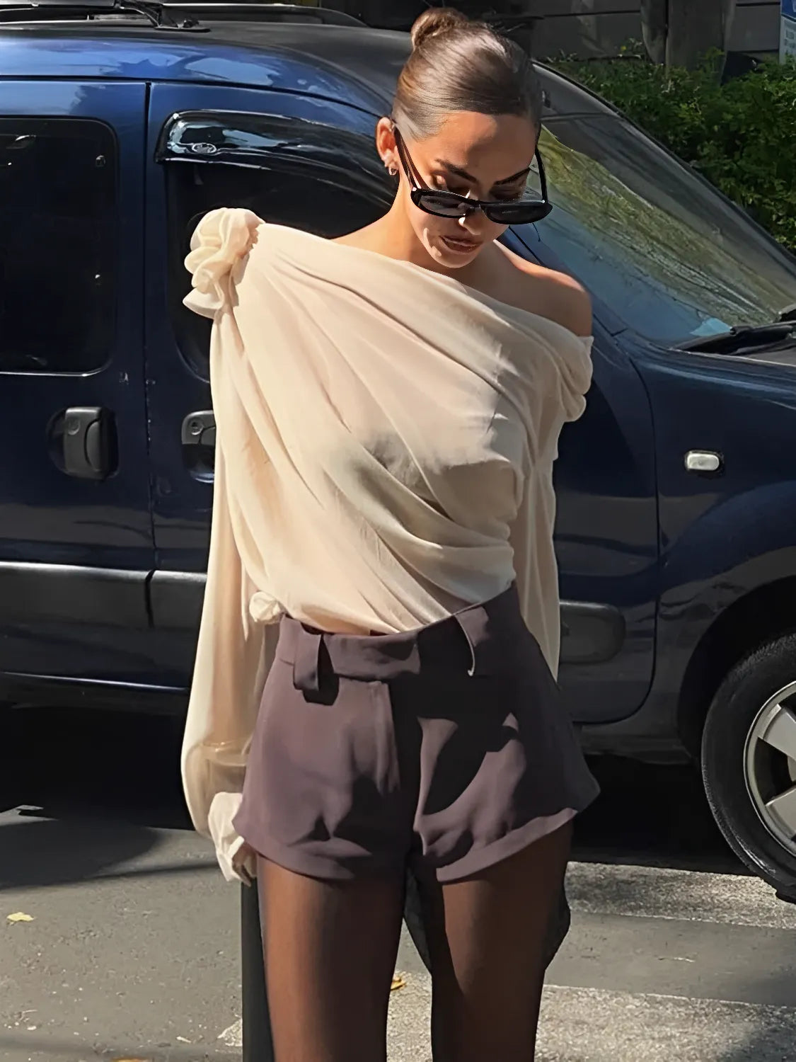 Blusa Feminina Manga Longa com Flor em Chiffon Modern Ella