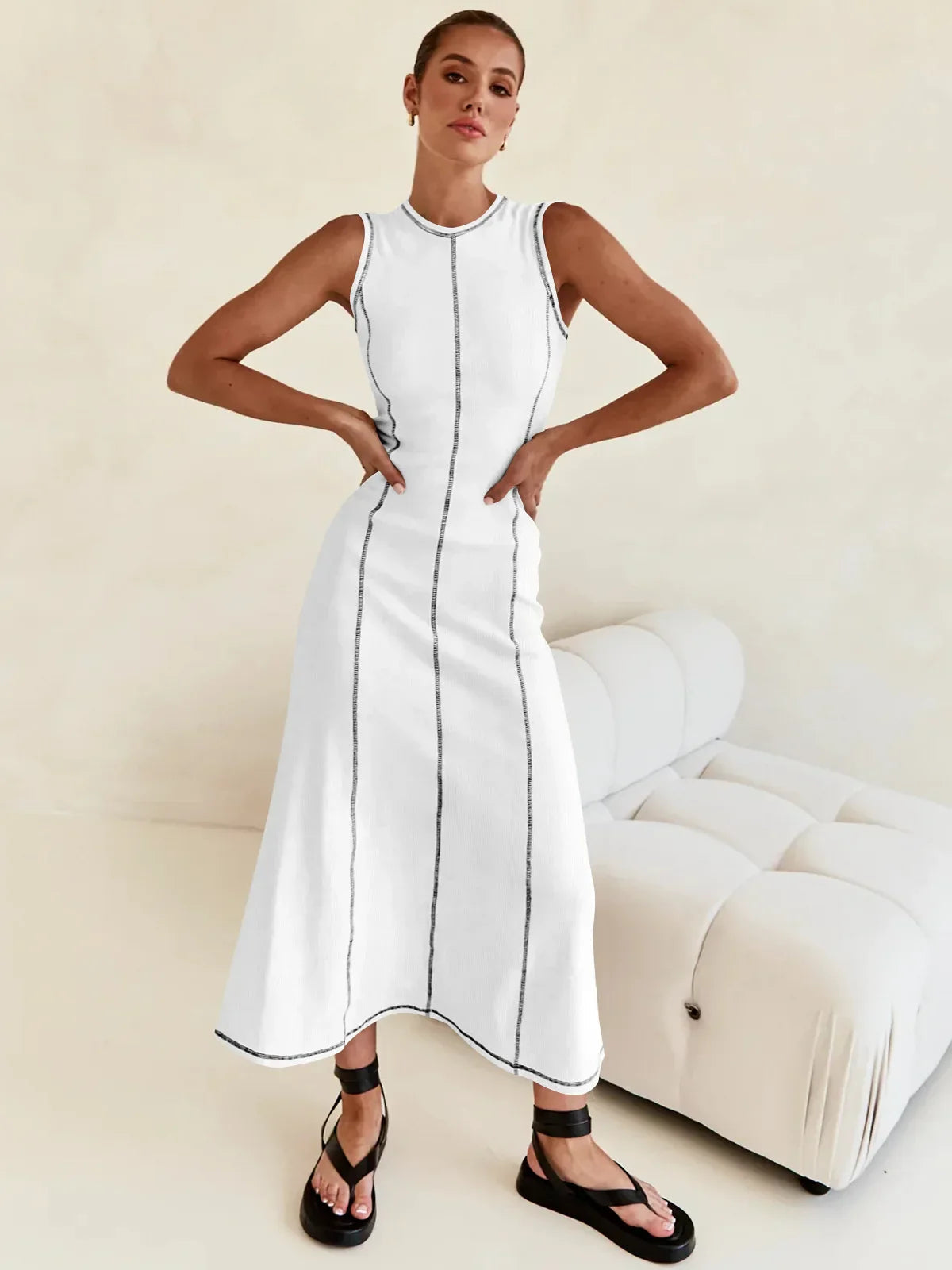 Vestido Midi de Malha Sem Mangas Modern Eleganza